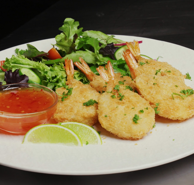 5 Reasons Why Seafood Should Star on Your Menu